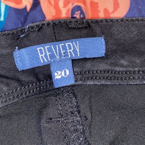 Women’s Jeans - Picture 6 of 8